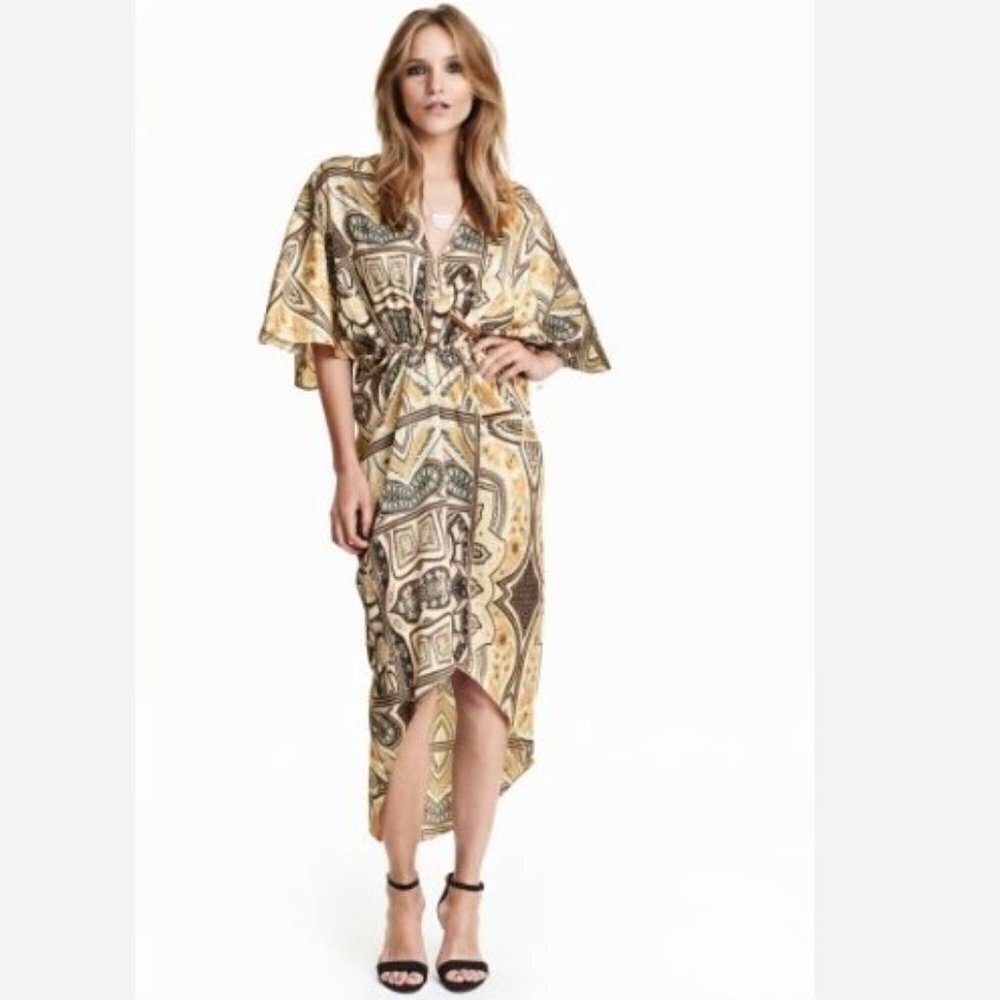 H&M - Butterfly Sleeve Caftan - Size 8 China